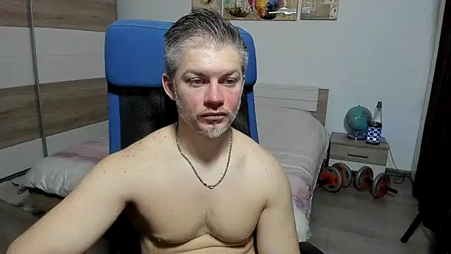 RobbyShawz online show from February 18, 8:54 am