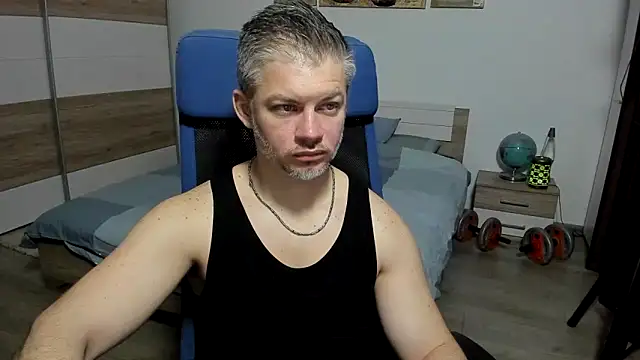 RobbyShawz online show from April 2, 4:54 am