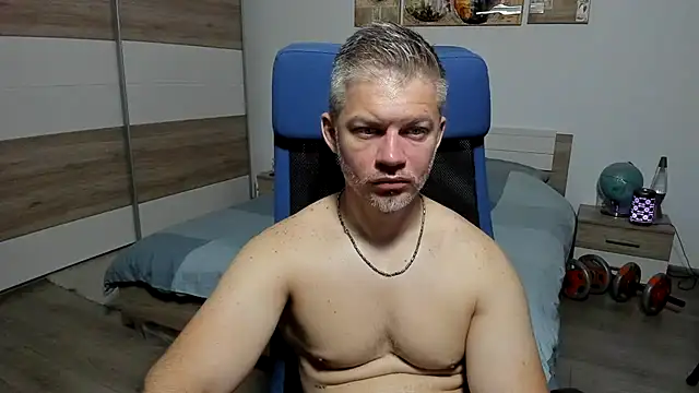 RobbyShawz online show from June 18, 4:13 am