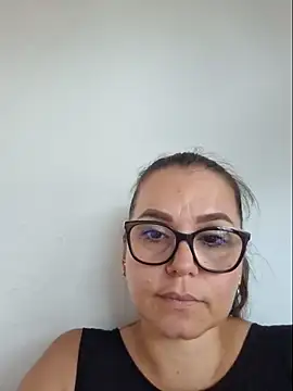 Snapshot of MariaPau_83 chatting on June 10, 6:29 pm MariaPau 83 online show from June 10, 6:29 pm