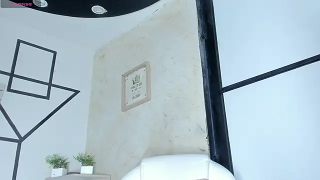 Rianamanson online show from March 17, 3:18 pm