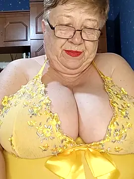 Snapshot of Lena_Gaby chatting on June 4, 2:39 am Lena Gaby online show from June 4, 2:39 am