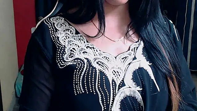 Naiaa-mylove online show from October 24, 7:49 am