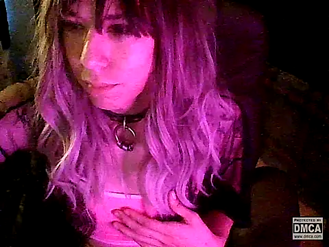 Snapshot of crystalxh chatting on October 28, 4:53 pm crystalxh online show from October 28, 4:53 pm