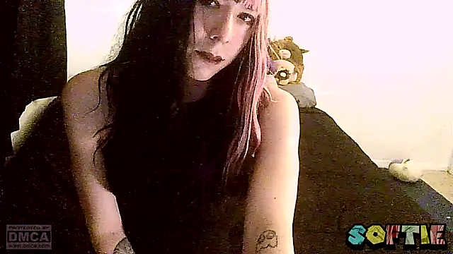 Snapshot of crystalxh chatting on March 20, 12:26 am crystalxh online show from March 20, 12:26 am