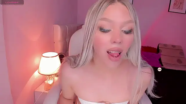 EvaEvangeline online show from January 19, 4:25 pm