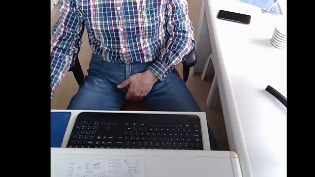 dutchpornking online show from March 11, 11:23 am