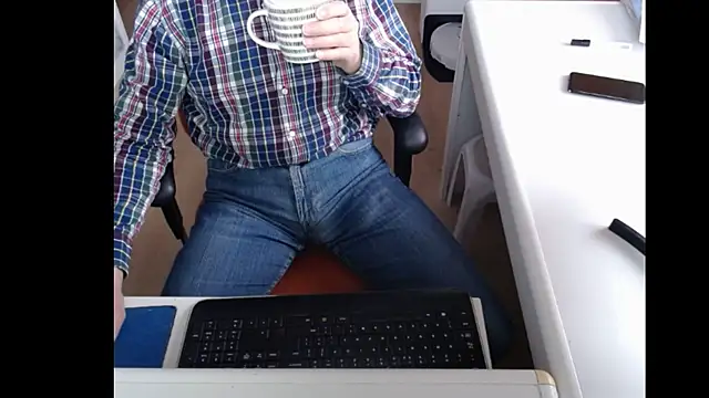 dutchpornking online show from March 13, 7:53 am