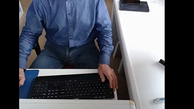 dutchpornking online show from September 22, 7:10 am