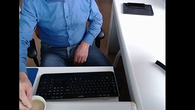 dutchpornking online show from October 12, 7:07 am