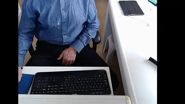 dutchpornking online show from November 6, 8:04 am