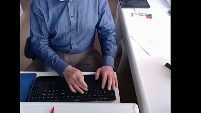 dutchpornking online show from March 14, 7:25 am