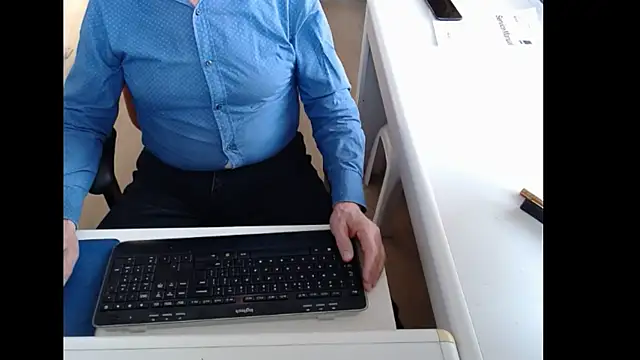 dutchpornking online show from April 15, 6:42 am