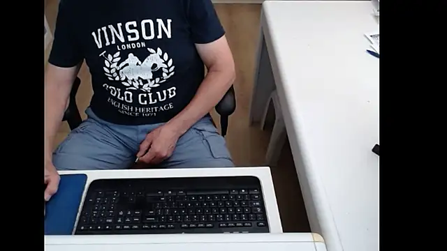 dutchpornking online show from June 18, 10:52 am