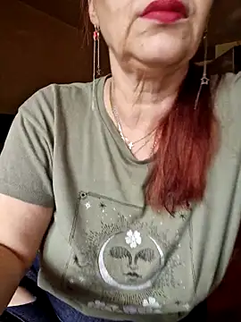 Snapshot of Chriss_Tinaa chatting on May 20, 5:46 am Chriss Tinaa online show from May 20, 5:46 am