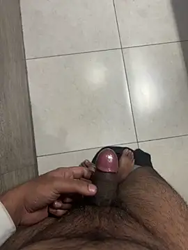 luciferdxm5 online show from November 15, 4:10 am