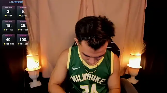 000batman000 online show from February 7, 1:11 pm