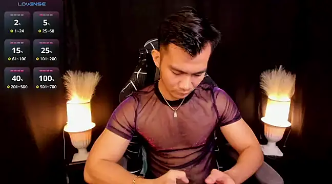 000batman000 online show from February 27, 2:32 am