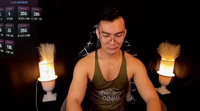 000batman000 online show from March 5, 2:25 am