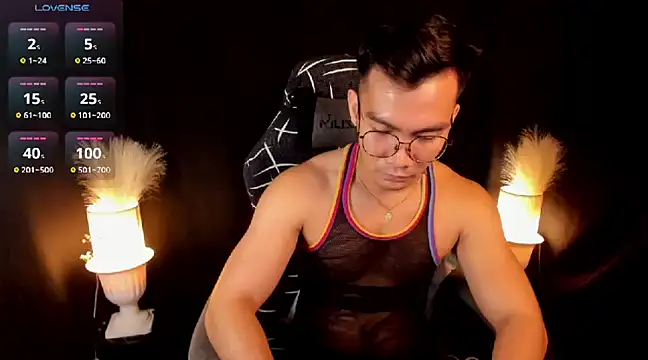 000batman000 online show from March 13, 3:54 am