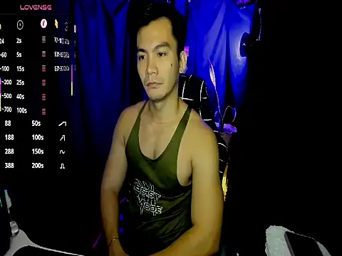 000batman000 online show from February 14, 1:24 am