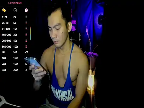 000batman000 online show from February 21, 3:02 pm