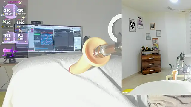 sofi velez online show from October 31, 5:25 pm