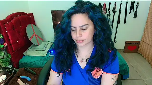 elektra 32 online show from February 18, 4:37 am