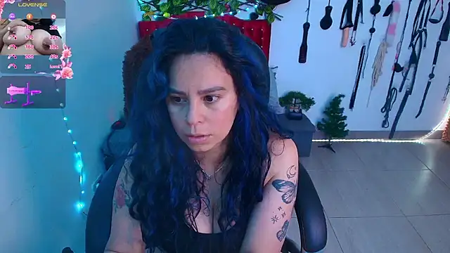 elektra 32 online show from February 14, 12:02 pm