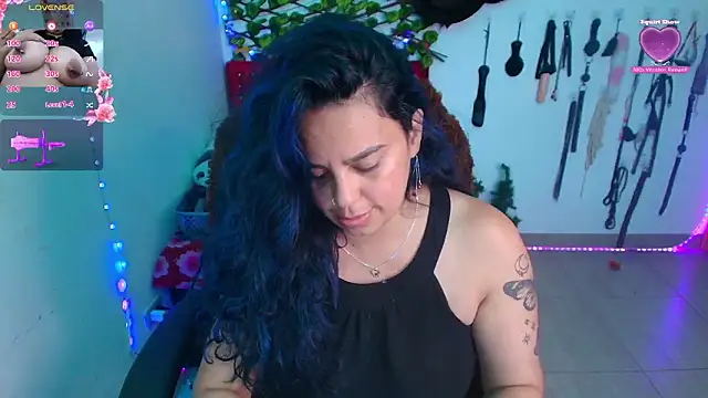 elektra 32 online show from March 24, 2:05 am