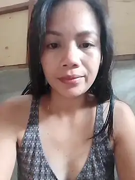 Snapshot of candy_baby1200 chatting on January 5, 2:17 am candy baby1200 online show from January 5, 2:17 am