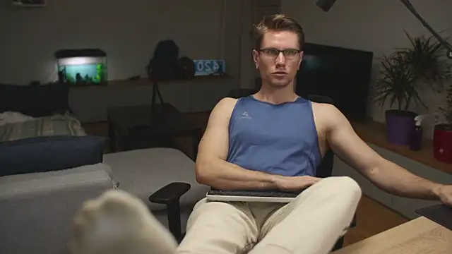 kevin-park online show from February 21, 2:48 pm