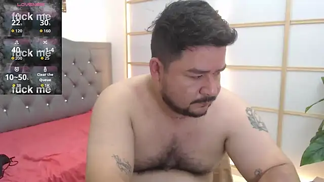 Snapshot of oso_dirty_ chatting on February 10, 5:17 pm oso dirty online show from February 10, 5:17 pm