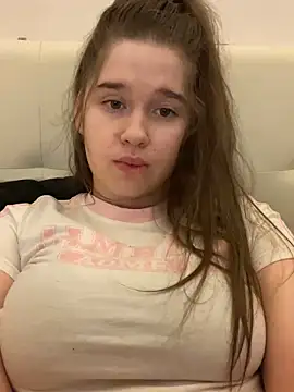 HornyGirlH online show from March 6, 10:15 pm