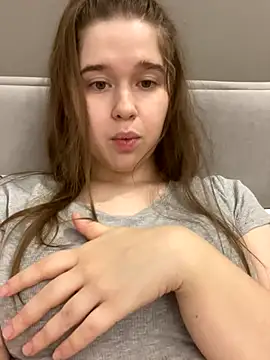 HornyGirlH online show from November 30, 2:26 am