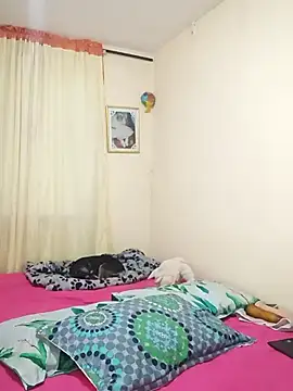 iamemmablake online show from November 23, 9:25 pm