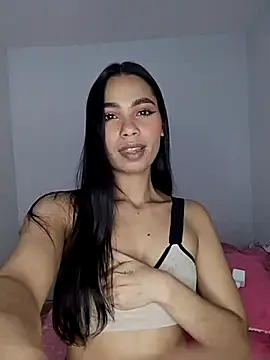 Snapshot of iamemmablake chatting on May 30, 3:14 am iamemmablake online show from May 30, 3:14 am