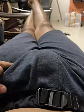 Snapshot of lucifer_123 chatting on February 22, 7:47 pm lucifer 123 online show from February 22, 7:47 pm