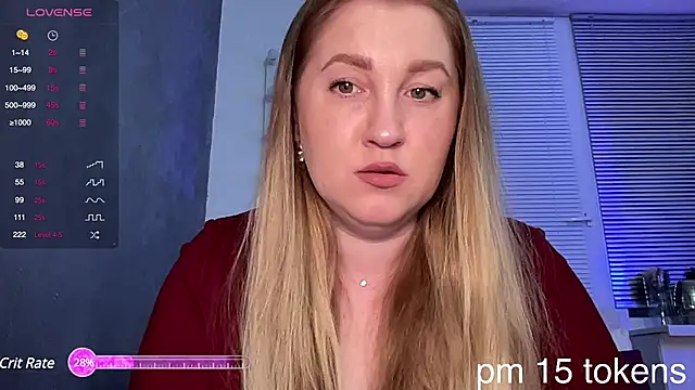 Snapshot of ollydoll92 chatting on February 19, 8:20 pm ollydoll92 online show from February 19, 8:20 pm