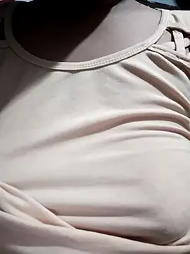 Snapshot of xxyourfantasyxx chatting on February 17, 12:43 am xxyourfantasyxx online show from February 17, 12:43 am