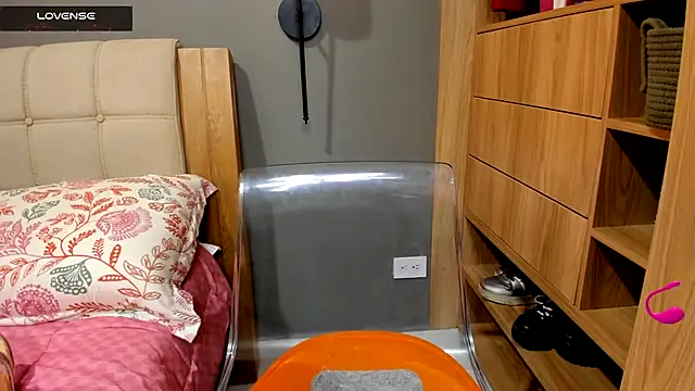Ash milk online show from June 2, 1:46 pm