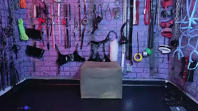 PANDORANEZZ online show from February 7, 6:24 am