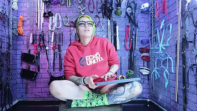 PANDORANEZZ online show from February 15, 1:53 am