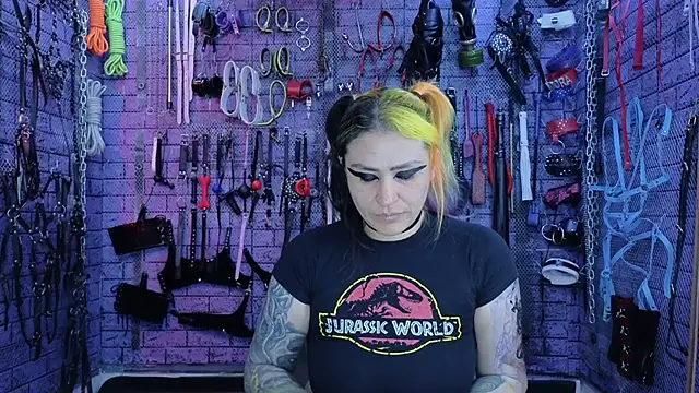 PANDORANEZZ online show from October 2, 6:53 am