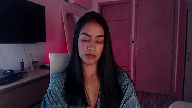 Brown skin11 online show from October 17, 10:23 pm