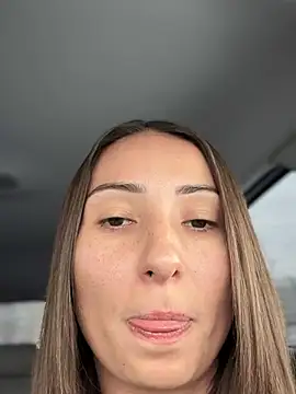 Snapshot of YOUR-KARINA chatting on January 8, 10:04 am YOUR-KARINA online show from January 8, 10:04 am