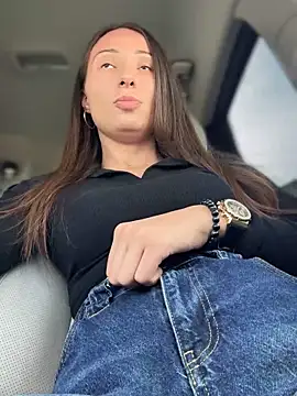 Snapshot of YOUR-KARINA chatting on January 16, 9:37 am YOUR-KARINA online show from January 16, 9:37 am