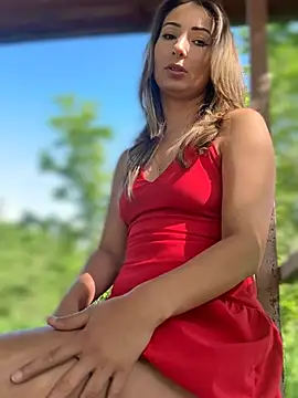 Snapshot of YOUR-KARINA chatting on May 7, 3:34 am YOUR-KARINA online show from May 7, 3:34 am