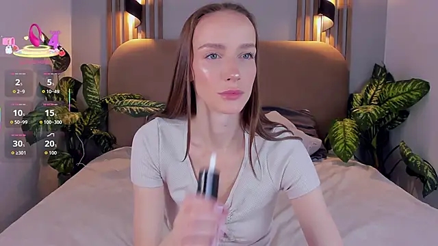 Kira Quinn online show from October 22, 7:08 am