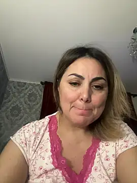 Emma roqueen online show from January 18, 10:39 pm